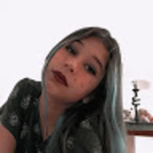 Meet your Posher, Thaís